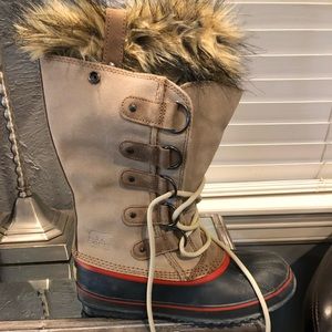 Sorel Joan of Arctic ladies boots